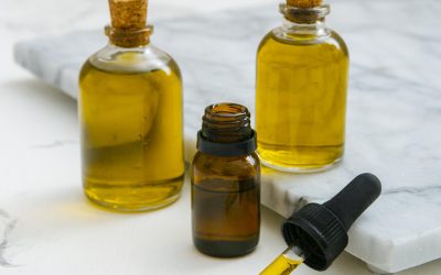 Essential Oils Massage Treatment: Aromatherapy Unveiled in HEALTH AND SKINCARE / SOMATOLOGY / BEAUTY AND NAILS / HAIR AND BEAUTY / COSMETOLOGY / MASSAGE TECHNOLOGY