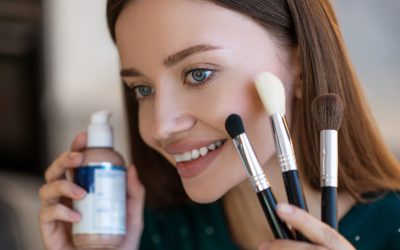 Enhancing Beauty: The Essential Role of Primer and Setting Products in Makeup Applications in HEALTH AND SKINCARE / SOMATOLOGY / BEAUTY AND NAILS / HAIR AND BEAUTY / COSMETOLOGY / PROFESSIONAL MAKE-UP ARTISTRY