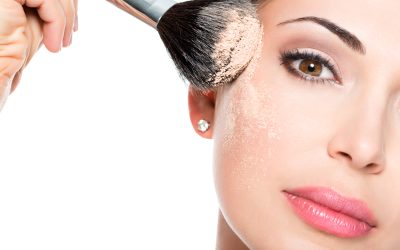 Flawless Finish: The Importance of Face Powders in HEALTH AND SKINCARE / SOMATOLOGY / BEAUTY AND NAILS / HAIR AND BEAUTY / COSMETOLOGY / PROFESSIONAL MAKE-UP ARTISTRY