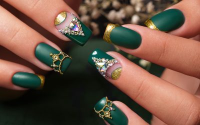 Dazzle or Dust: Nail Art Gems vs. Rhinestones in HEALTH AND SKINCARE / SOMATOLOGY / BEAUTY AND NAILS / HAIR AND BEAUTY / COSMETOLOGY / PROFESSIONAL MAKE-UP ARTISTRY