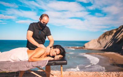 Harmonizing Energies: The Allure of Hawaiian Massage in HEALTH AND SKINCARE / SOMATOLOGY / BEAUTY AND NAILS / HAIR AND BEAUTY / COSMETOLOGY / MASSAGE TECHNOLOGY