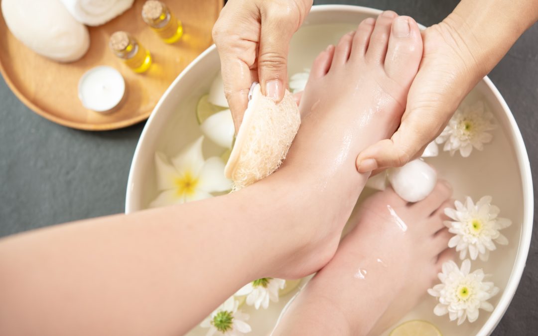 Aesthetic Foot Care: Pampering Your Feet in Style for HEALTH AND SKINCARE / SOMATOLOGY / BEAUTY AND NAILS / HAIR AND BEAUTY / COSMETOLOGY / PROFESSIONAL MAKE-UP ARTISTRY