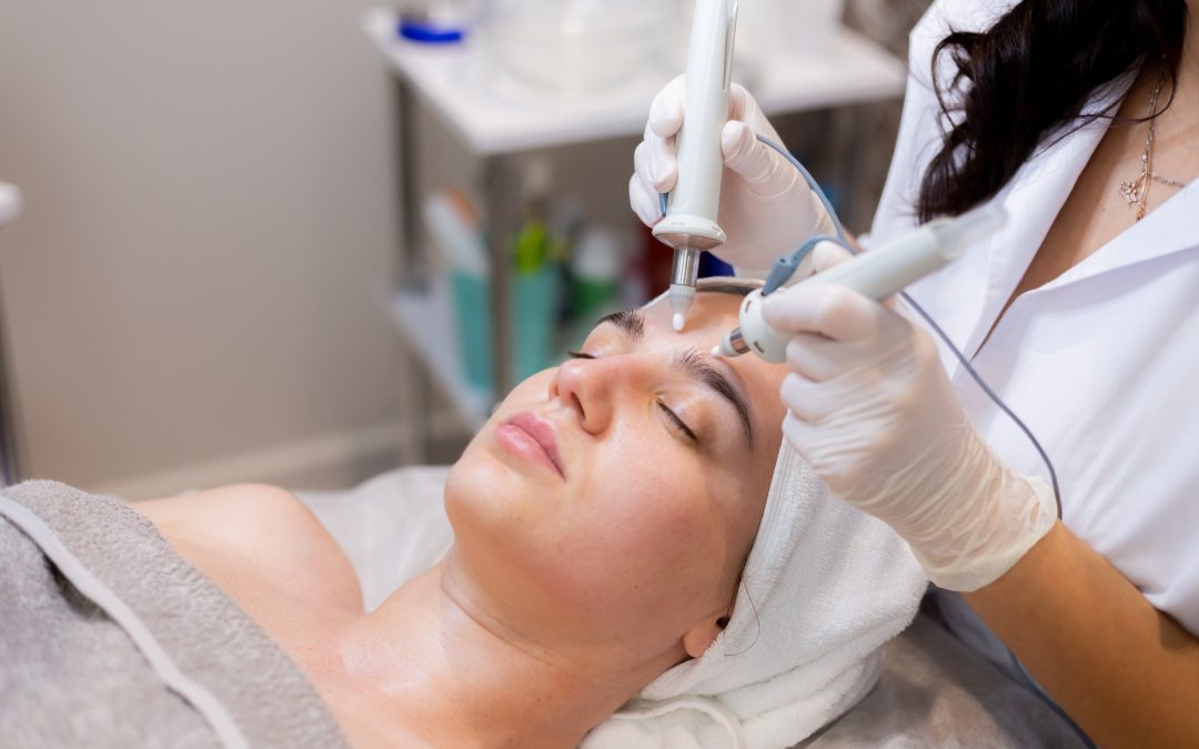 The Wonders of Microcurrent Facials in HEALTH AND SKINCARE / SOMATOLOGY