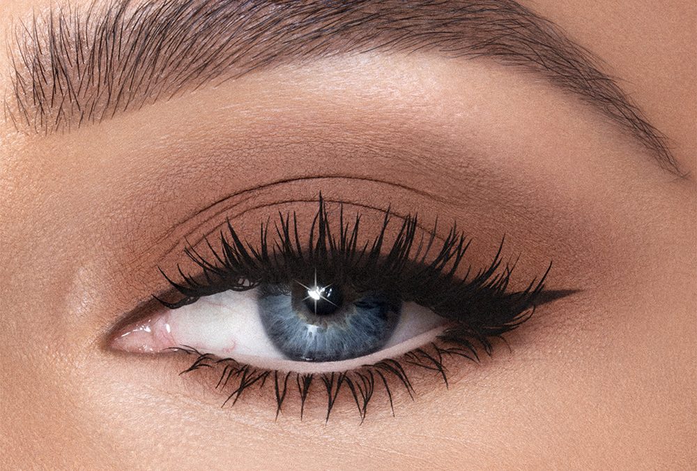 Diving In: Navigating Lash Extensions During Swimming and Exercise in HEALTH AND SKINCARE / SOMATOLOGY / BEAUTY AND NAILS / HAIR AND BEAUTY / COSMETOLOGY / PROFESSIONAL MAKE-UP ARTISTRY