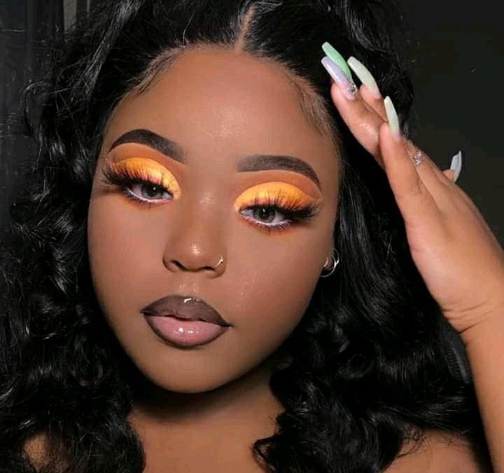 Unveiling the Beauty Secret: A Deep Dive into Lash Extensions in HEALTH AND SKINCARE / SOMATOLOGY / BEAUTY AND NAILS / HAIR AND BEAUTY / COSMETOLOGY / PROFESSIONAL MAKE-UP ARTISTRY