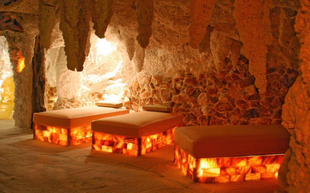 Halotherapy Salt Rooms in HEALTH AND SKINCARE / SOMATOLOGY