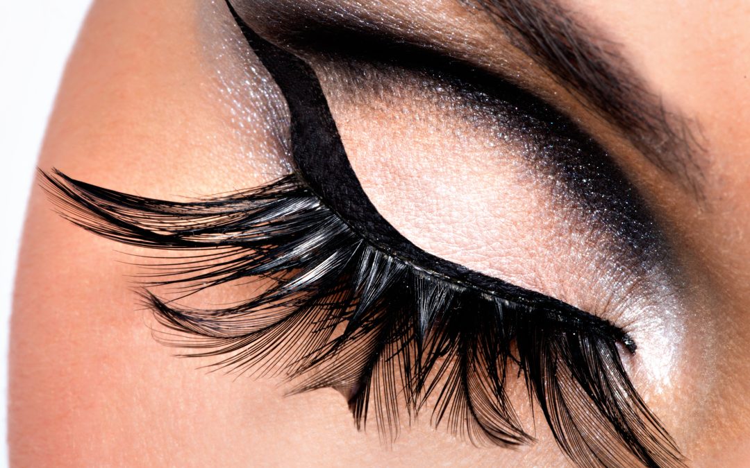 Lashes Unleashed: A Guide to Different Types of Eyelashes in HEALTH AND SKINCARE / SOMATOLOGY / BEAUTY AND NAILS / HAIR AND BEAUTY / COSMETOLOGY / PROFESSIONAL MAKE-UP ARTISTRY