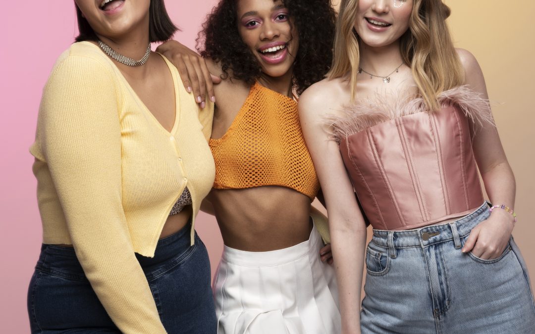 Mastering Makeup: Tips and Tricks for Different Skin Tones in HEALTH AND SKINCARE / SOMATOLOGY / BEAUTY AND NAILS / HAIR AND BEAUTY / COSMETOLOGY / PROFESSIONAL MAKE-UP ARTISTRY